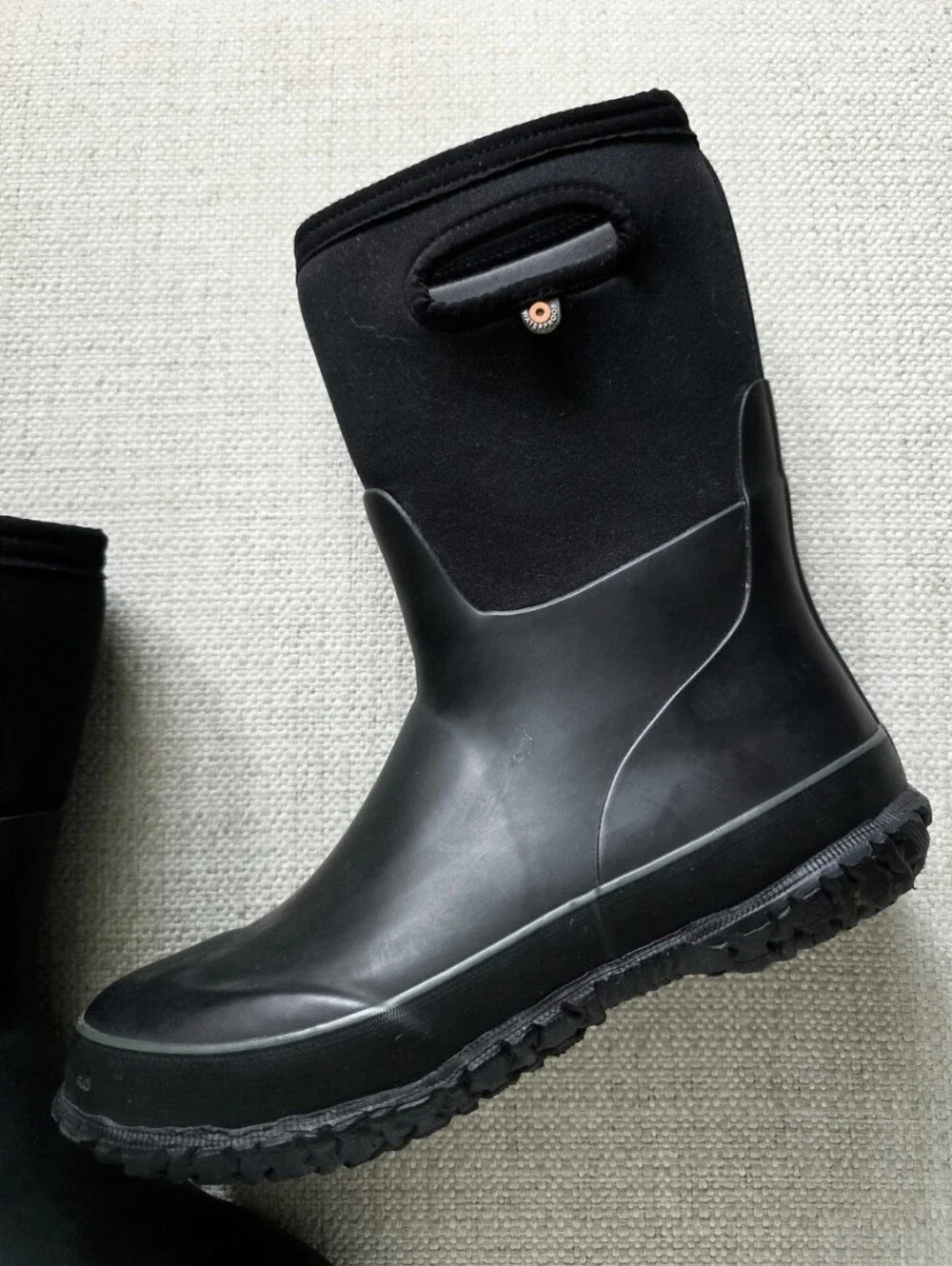 BOGS Classic Seamless Grasp Solid Big Kids Waterproof Boots Black Youth 6